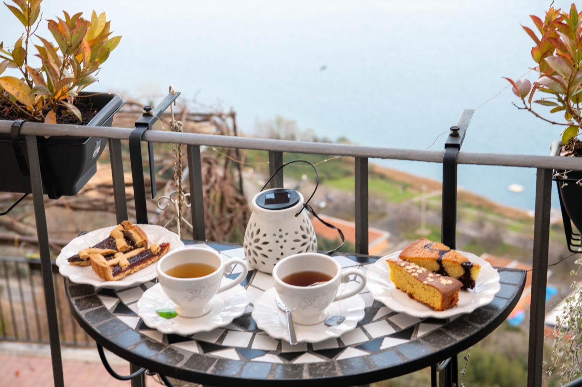 B&B Carpe Diem Vista Lago Кастель-Гандольфо Екстер'єр фото